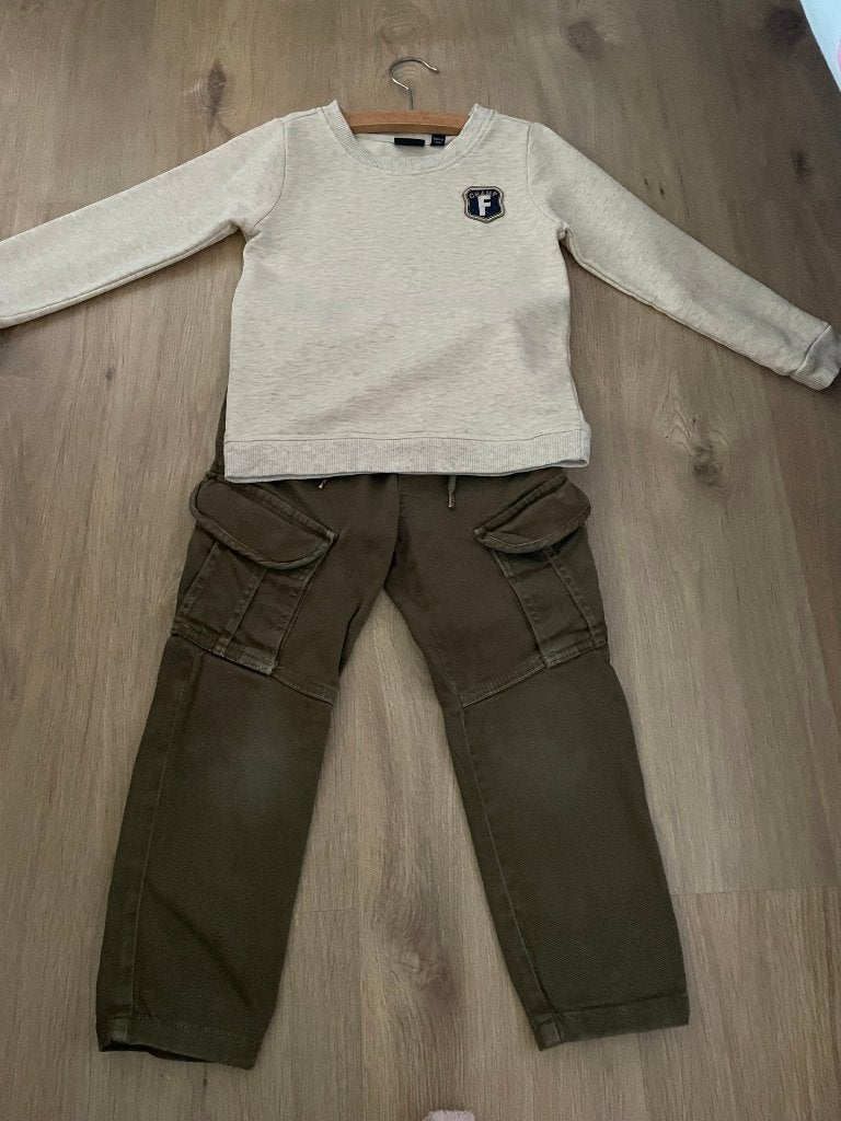 Set van like flo, Kinderen en Baby's, Kinderkleding | Maat 110, Gebruikt, Ophalen of Verzenden, Setje, Like flo