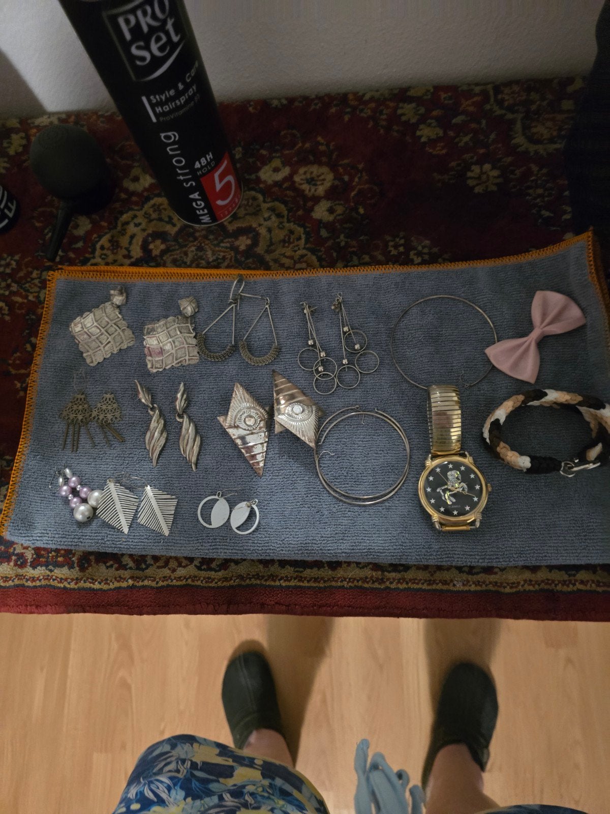 Diverse sieraden set: oorbellen, armbanden en horloge, Ophalen, Overige materialen, Zilver, Hangers