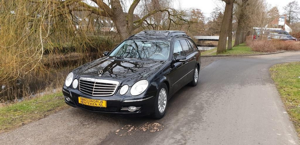 Gezocht mercedes w211 grijs kenteken diesel, Auto-onderdelen, Ophalen, Mercedes-Benz