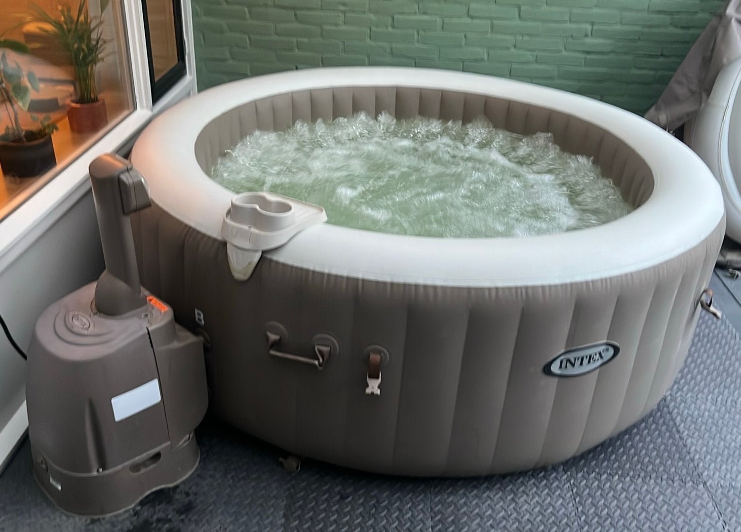 Intex opblaasbare jacuzzi, Ophalen, Gebruikt, Filter, Opblaasbaar