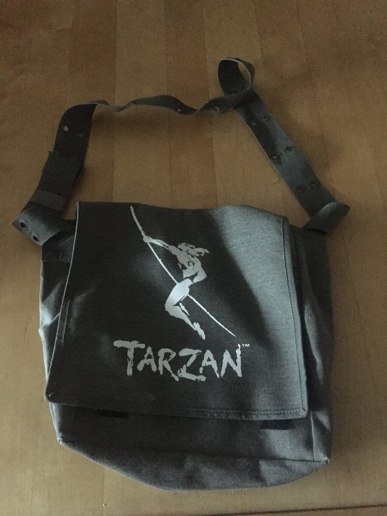 Disney's Tarzan schoudertas, Verzamelen, Disney, Ophalen of Verzenden, Overige figuren, Zo goed als nieuw, Tas, Koffer of Zak
