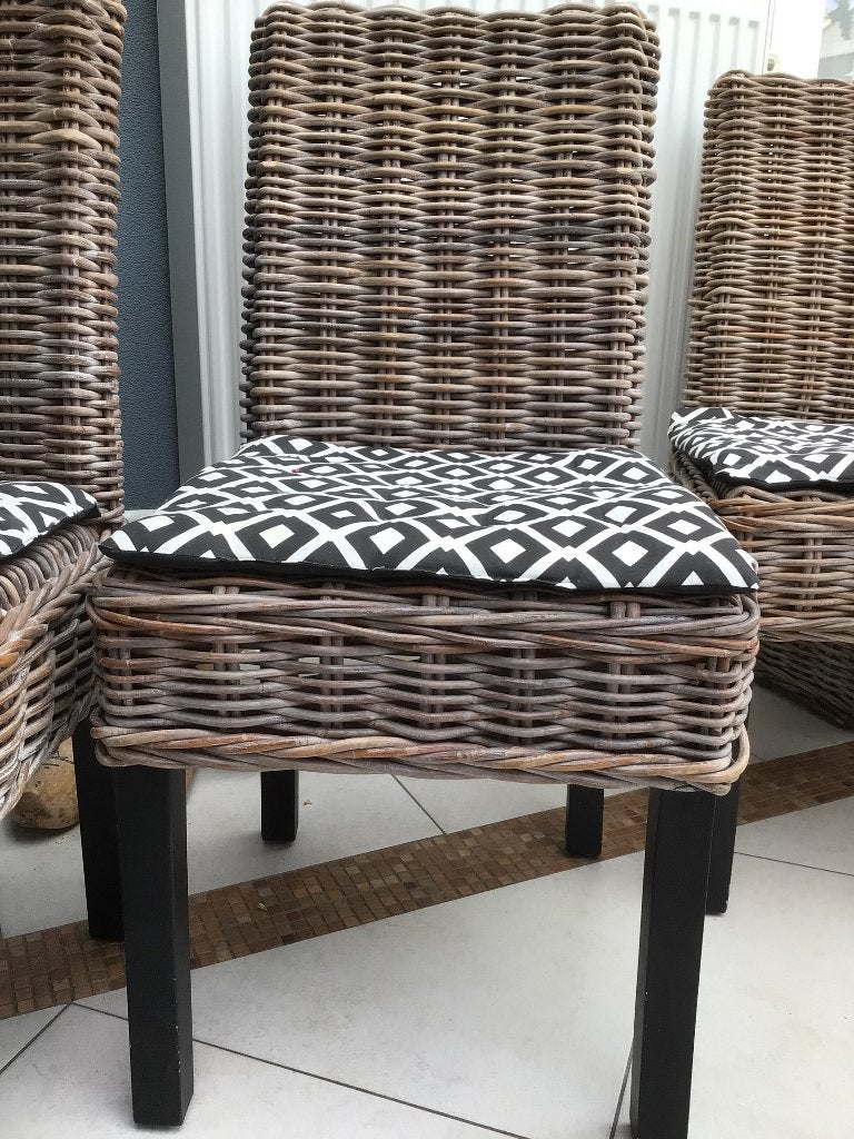 4 prima degelijke eetkamerstoelen, Ophalen, Gebruikt, Vier, Grijs