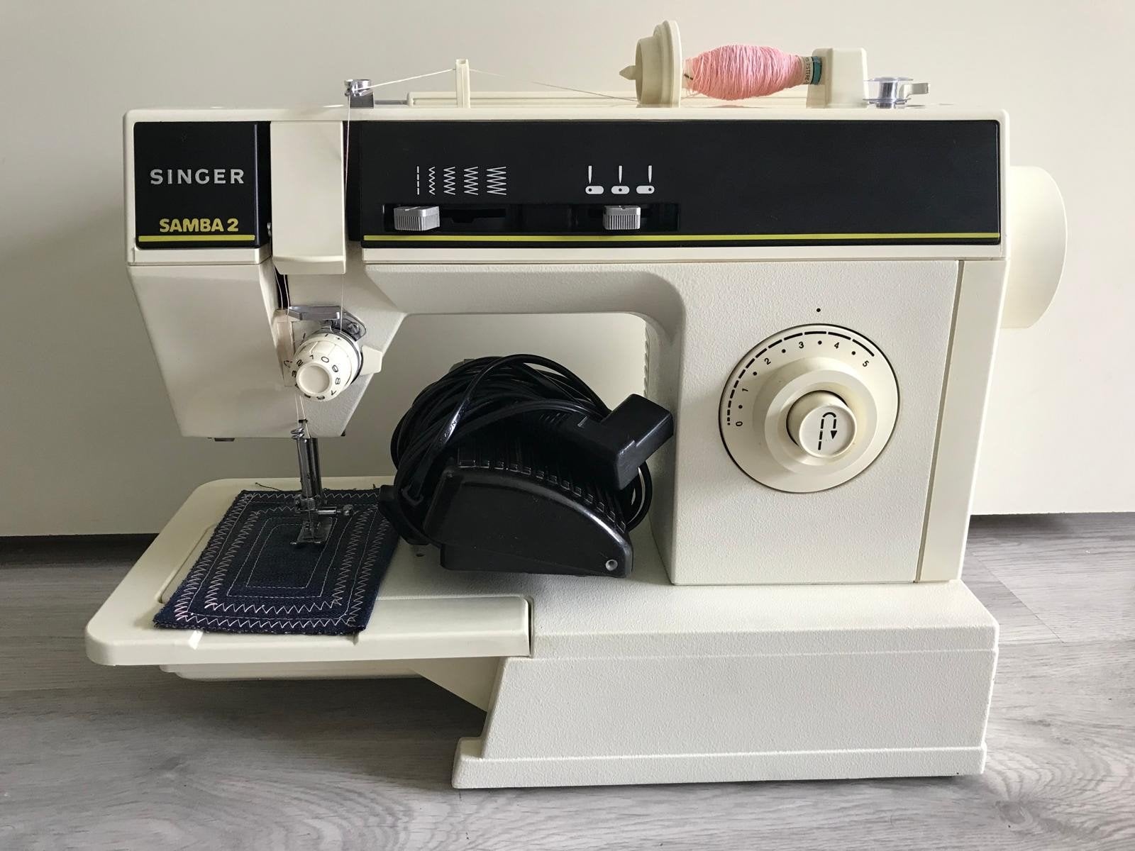 naaimachine singer, Ophalen, Zo goed als nieuw, Naaimachine, Singer