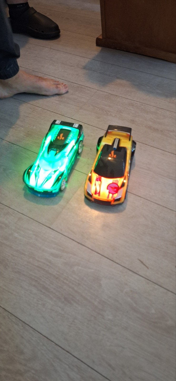 2 hotweels, Ophalen, Gebruikt