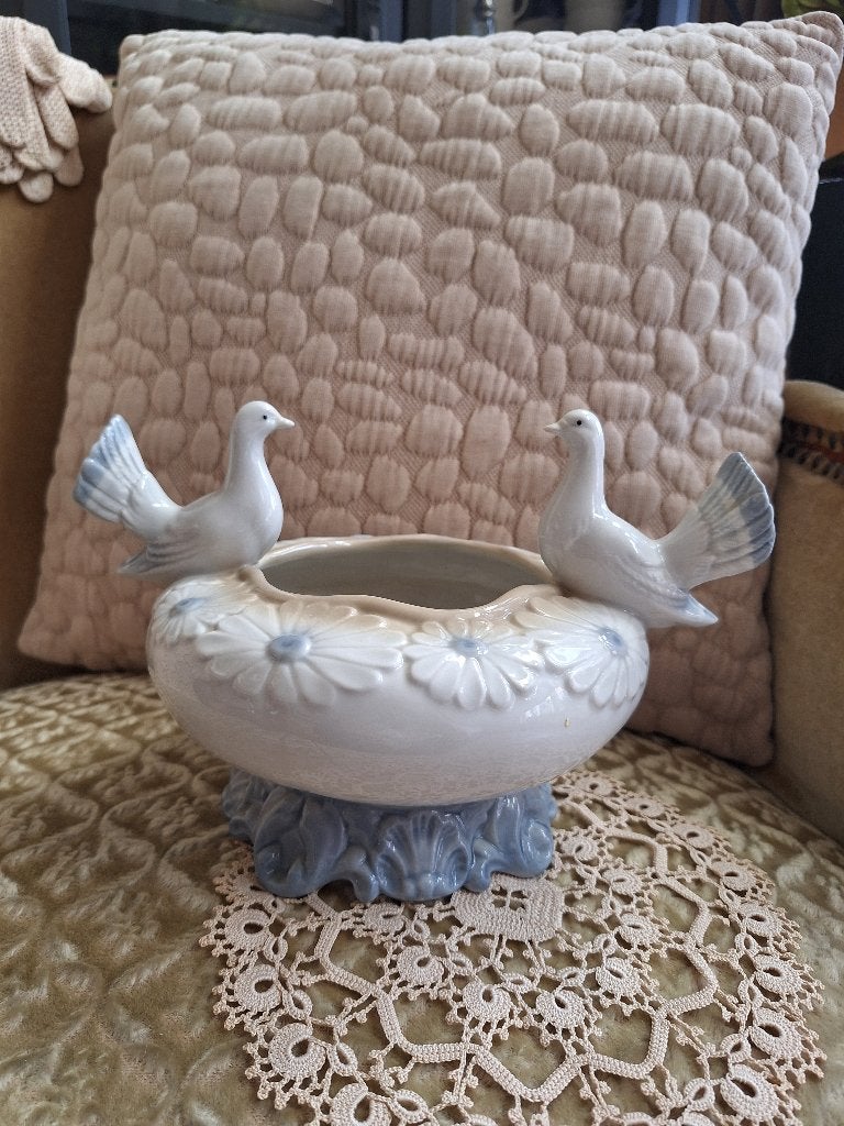 Vintage Porseleinen Schaal met Duiven Spanje ** Mimosa **, Antiek en Kunst, Antiek | Keramiek en Aardewerk, Ophalen of Verzenden