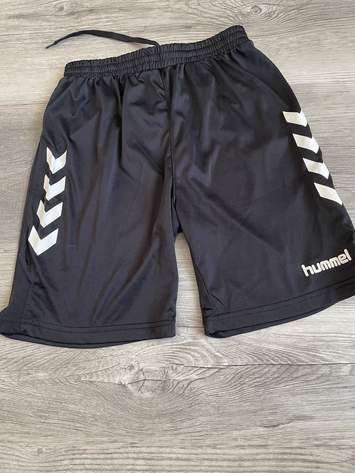 Hummel sportbroekje maat 152, Kinderen en Baby's, Kinderkleding | Maat 152, Ophalen of Verzenden, Zo goed als nieuw, Jongen of Meisje