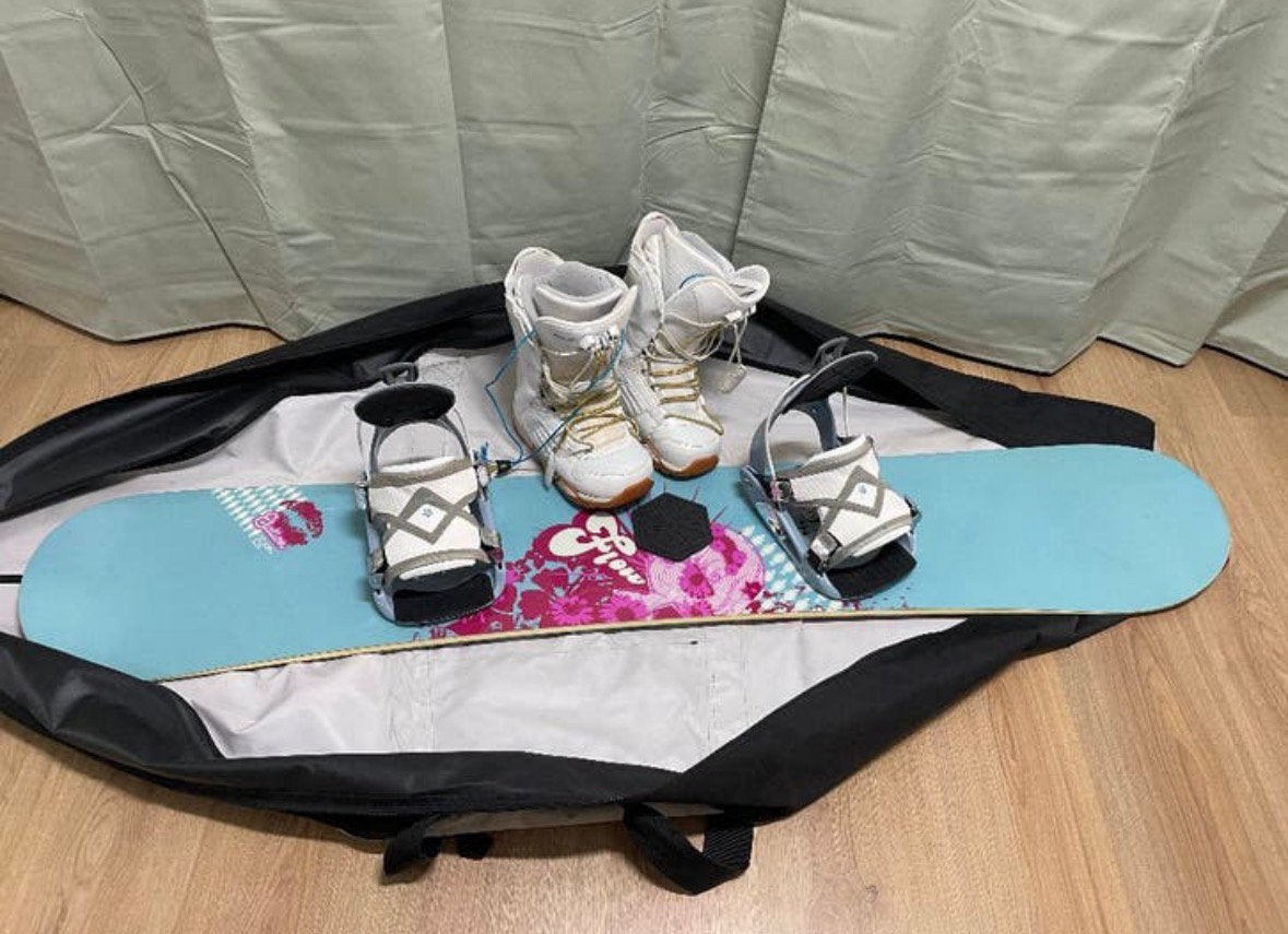 Snowboard Flow 151 cm met schoenen, bindingen en tas, Ophalen, Gebruikt