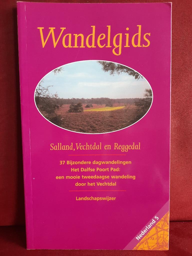2x wandelgids van uitg. Stap voor Stap, Overige merken, Fiets- of Wandelgids, Ophalen of Verzenden, Zo goed als nieuw