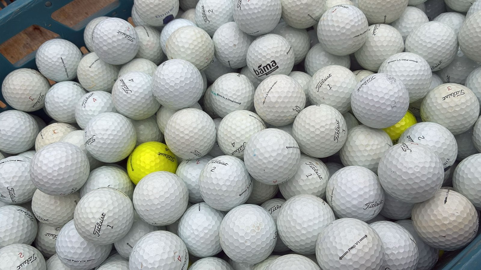 100 Titleist prov1(x) golfballen, Ophalen of Verzenden, Zo goed als nieuw, Bal(len), Overige merken
