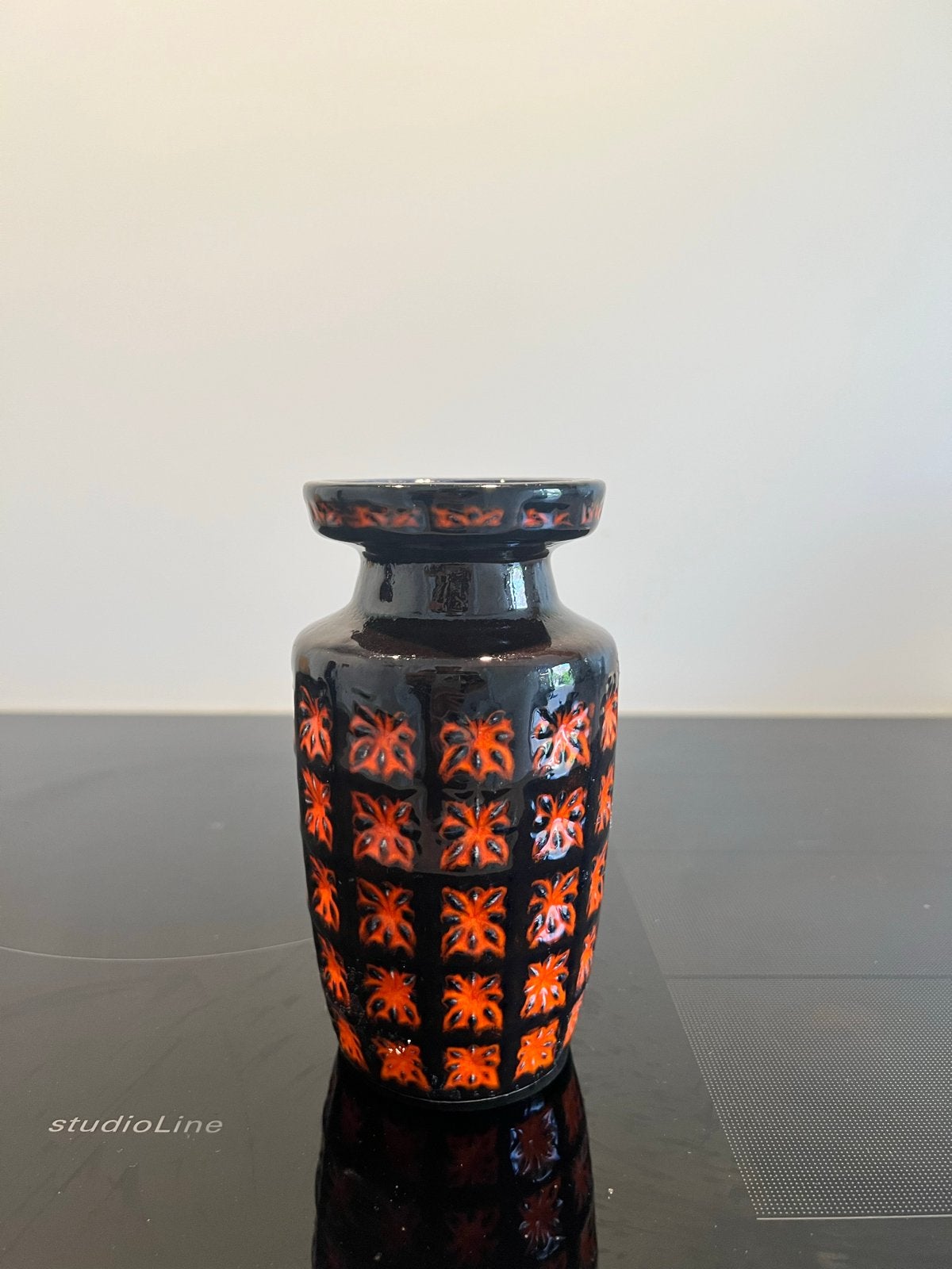Vintage West-Germany Fat Lava vaas, zwart/oranje, Antiek en Kunst, Ophalen of Verzenden