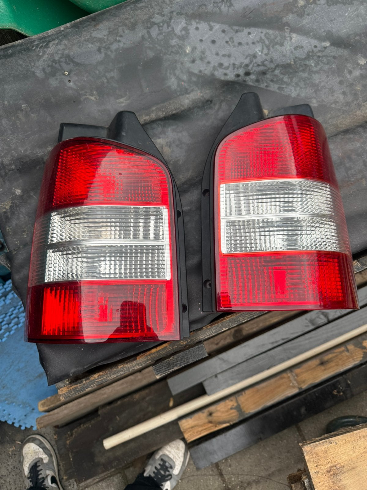 Achterlicht units vw transporter t5 2008 L+R, Ophalen, Nieuw