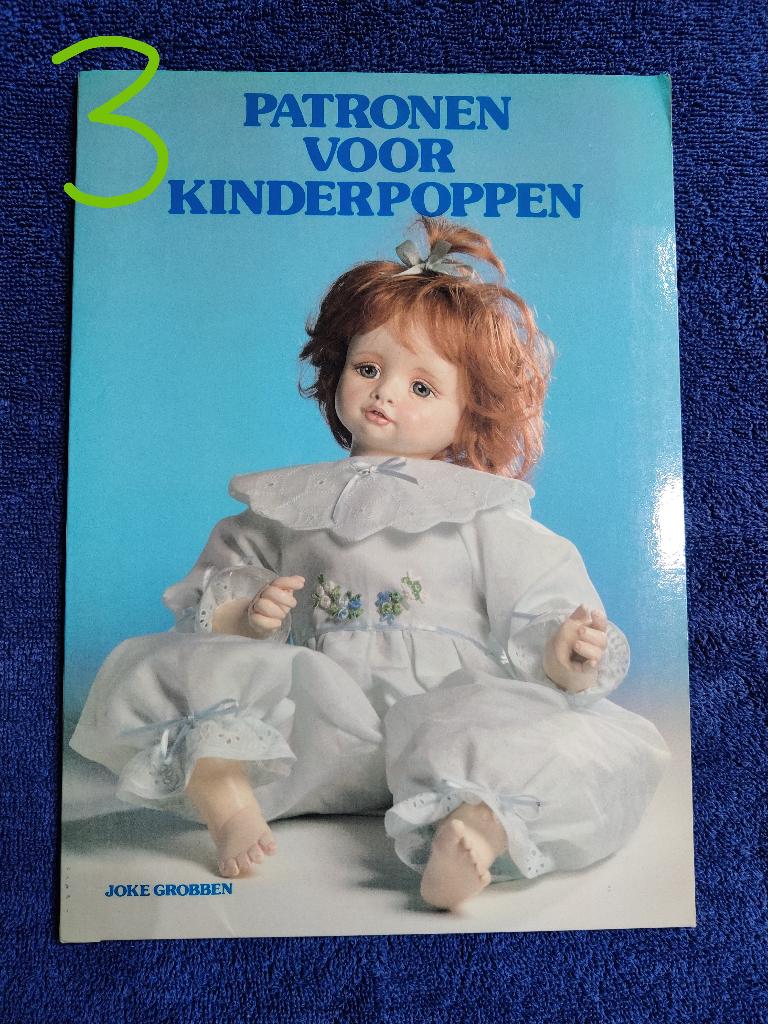 kinderpoppen/exotische poppen, Ophalen of Verzenden, Zo goed als nieuw, Pop
