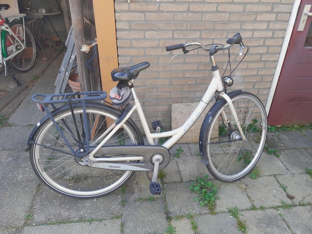 Giant Huron damesfiets -  28 inch, Ophalen, Gebruikt, Velgrem, Versnellingen