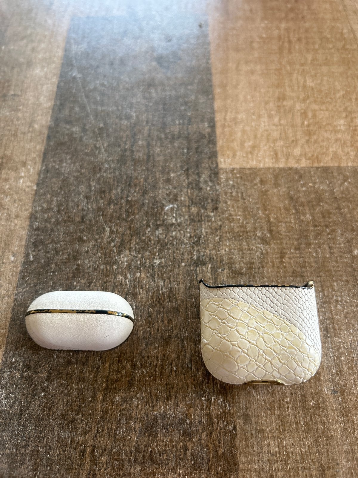 Ideal of Sweden AirPods hoesje - Wit slangenhuid, Ophalen of Verzenden, Gebruikt, Bescherming, Apple