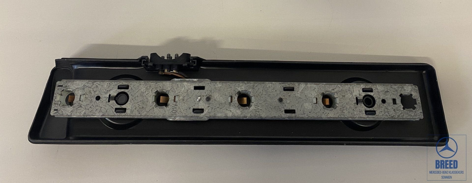 NOS lampendrager achterlicht rechts Hella Mercedes-Benz W123, Auto-onderdelen, Verlichting, -, Nieuw, Ophalen of Verzenden, -