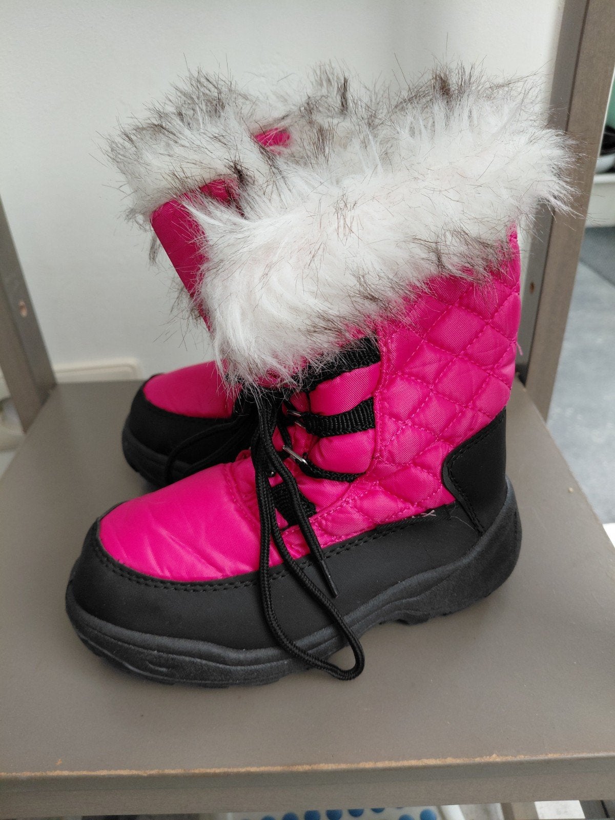 Roze snowboots maat 29-30, zo goed als nieuw, Ophalen of Verzenden