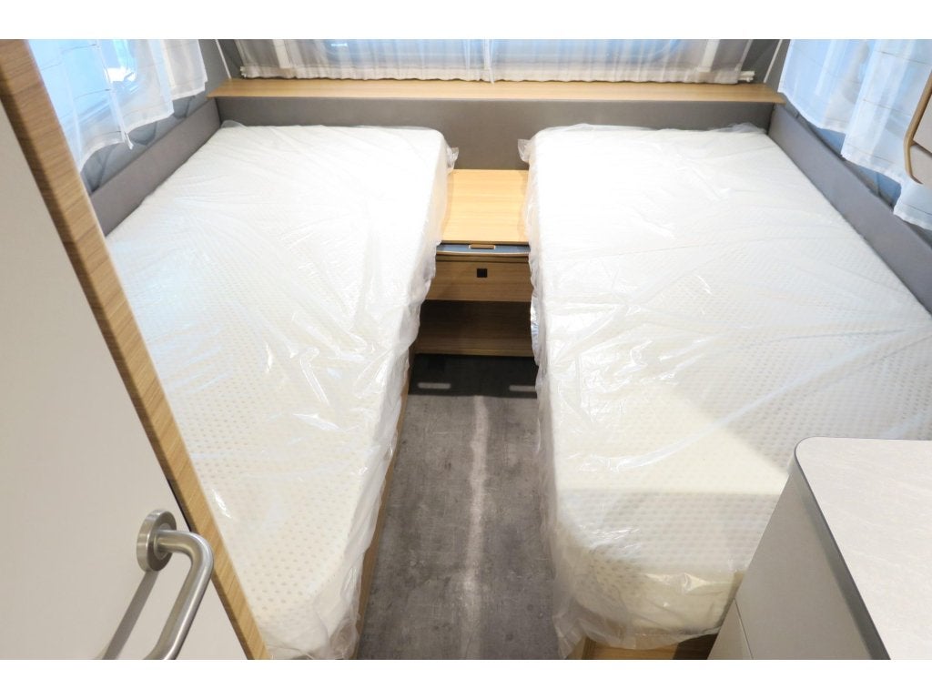 Foto 5 van Dethleffs Summer Edition 460 EL AIRCO+VLOERVERWARMING