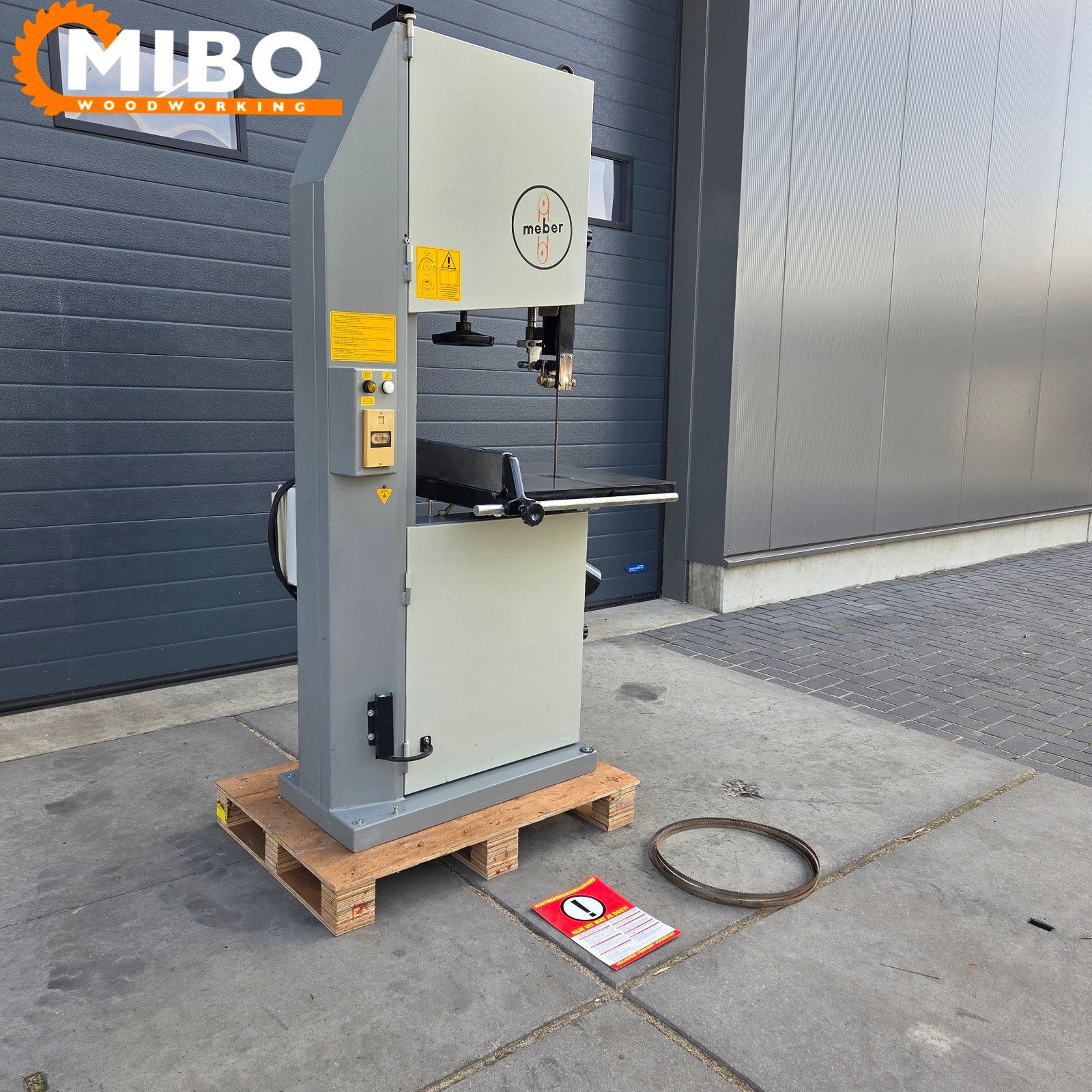 Meber lintzaag model 600 ** Nieuwstaat ** Compact, 70 mm of meer, Ophalen of Verzenden, Zo goed als nieuw, Lintzaag