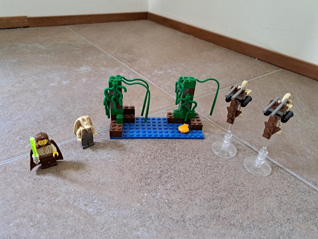 Lego Star Wars 7121 Naboo Swamp, Ophalen of Verzenden, Zo goed als nieuw, Actiefiguurtje