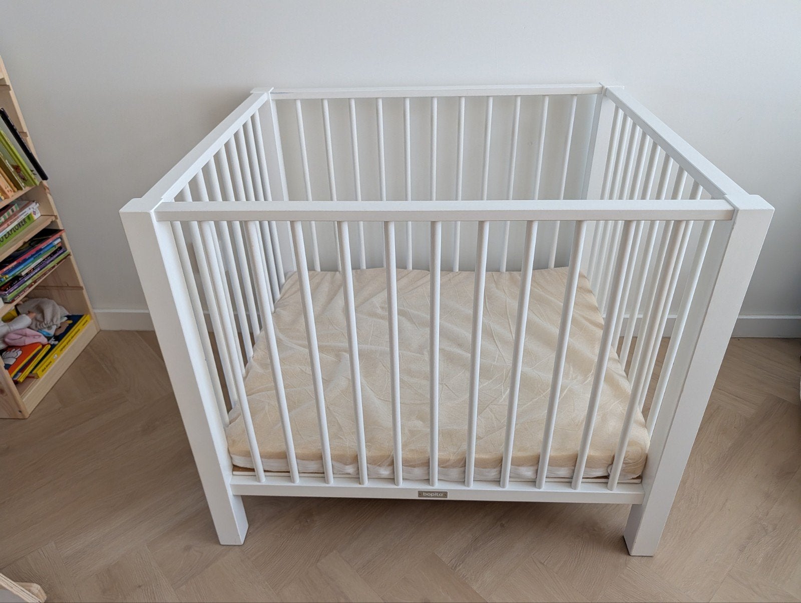 Bopita Box wit met Boxkleed 95x81 en 81cm hoog, Kinderen en Baby's, Boxen, Ophalen, Zo goed als nieuw, Rechthoekig, In hoogte verstelbaar