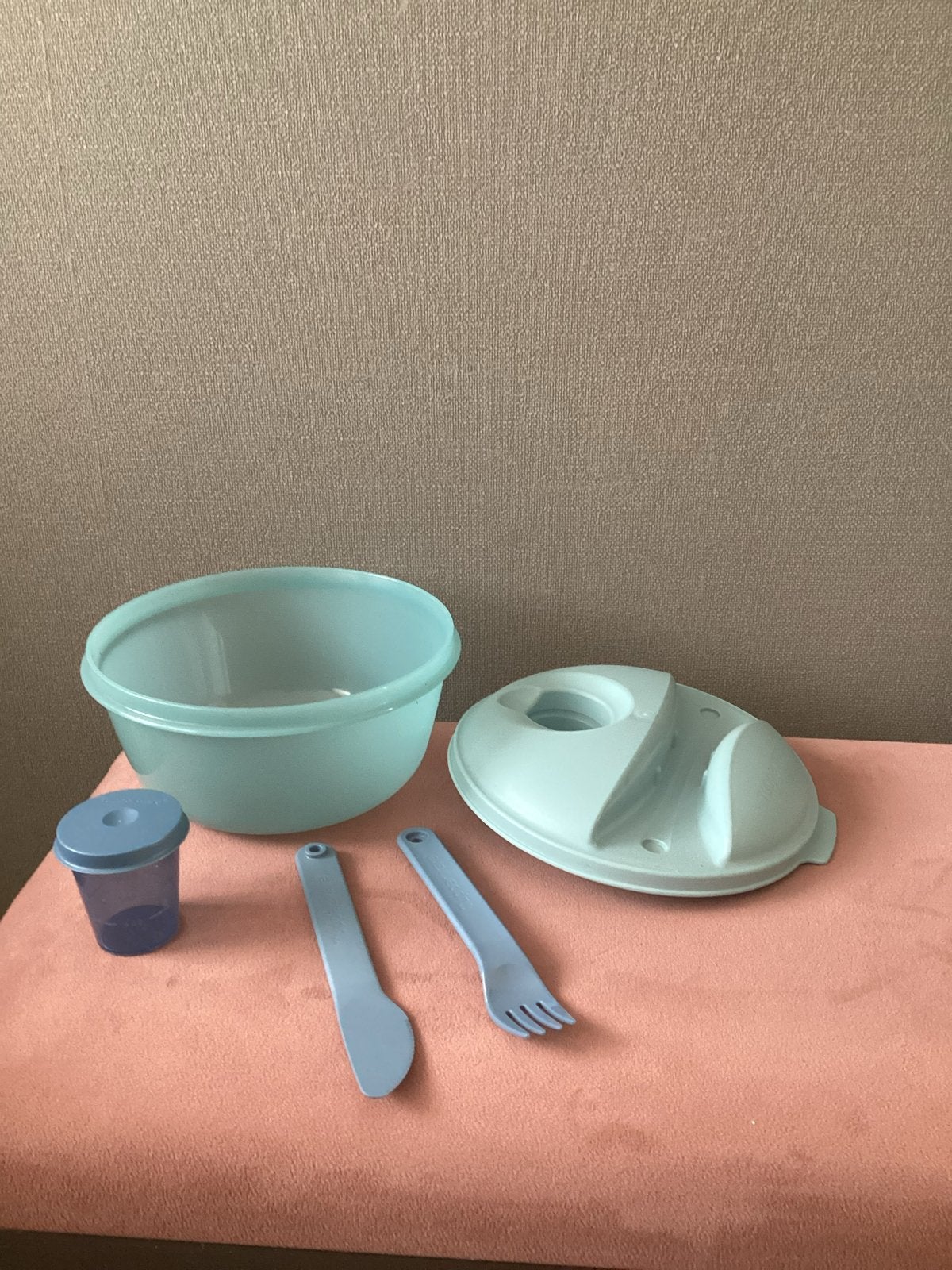 Tupperware lunchbox met bestek en sausbakje, BPA-vrij, Bewaardoos, Blauw, Ophalen of Verzenden