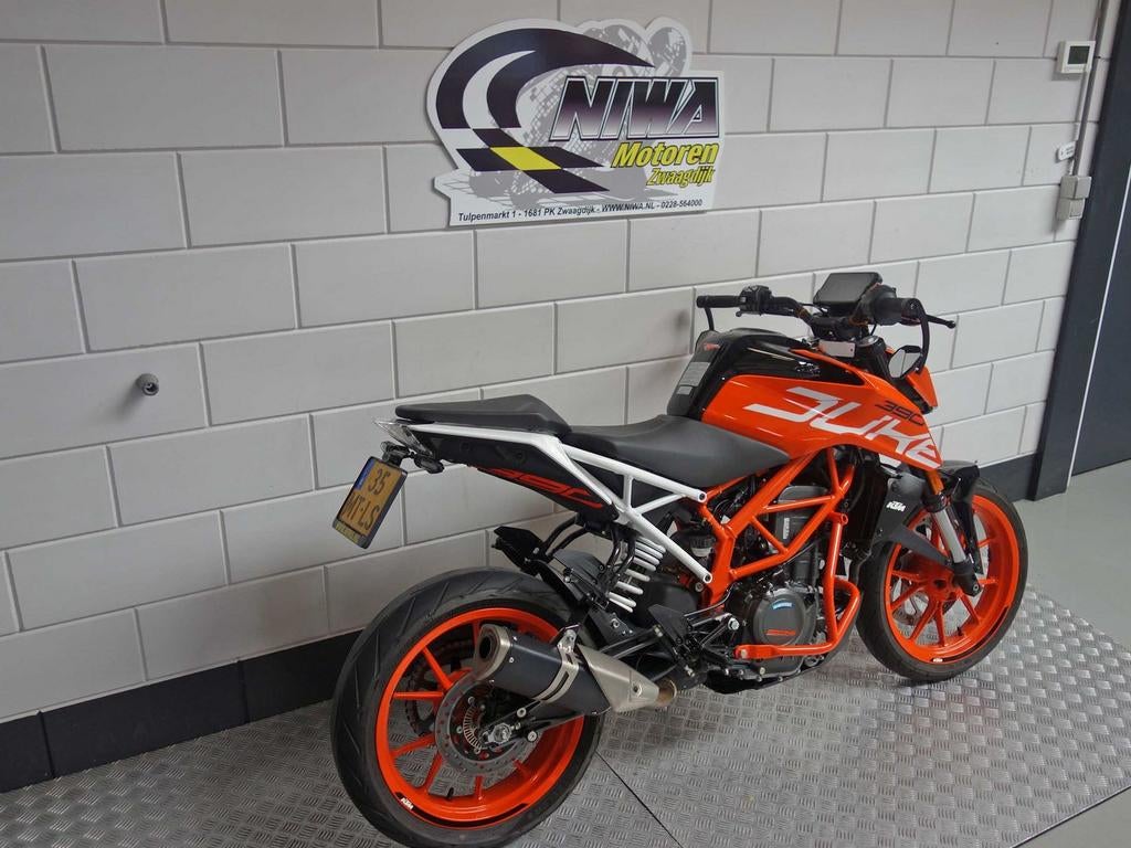 KTM 390 Duke ABS, KTM, Bedrijf, Onbekend, 373 cc