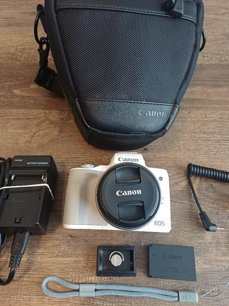 Canon EOS M50 White + 15-45mm Lens + Canon Bag, Canon, Ophalen of Verzenden, Zo goed als nieuw, 8 keer of meer