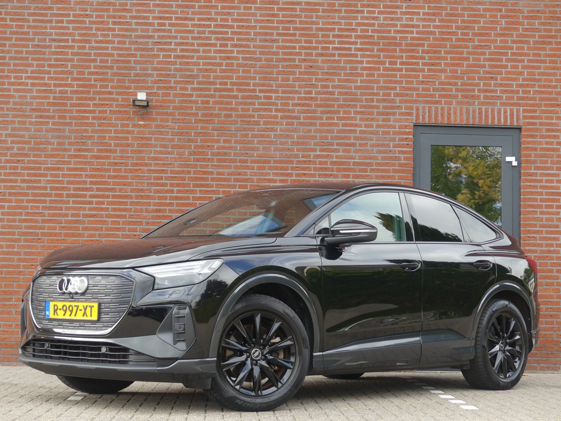 Audi Q4 Sportback e-tron 40 S-line 77 kWh (bj 2022), Auto's, Automaat, Dealer onderhouden, Achterwielaandrijving, Gebruikt