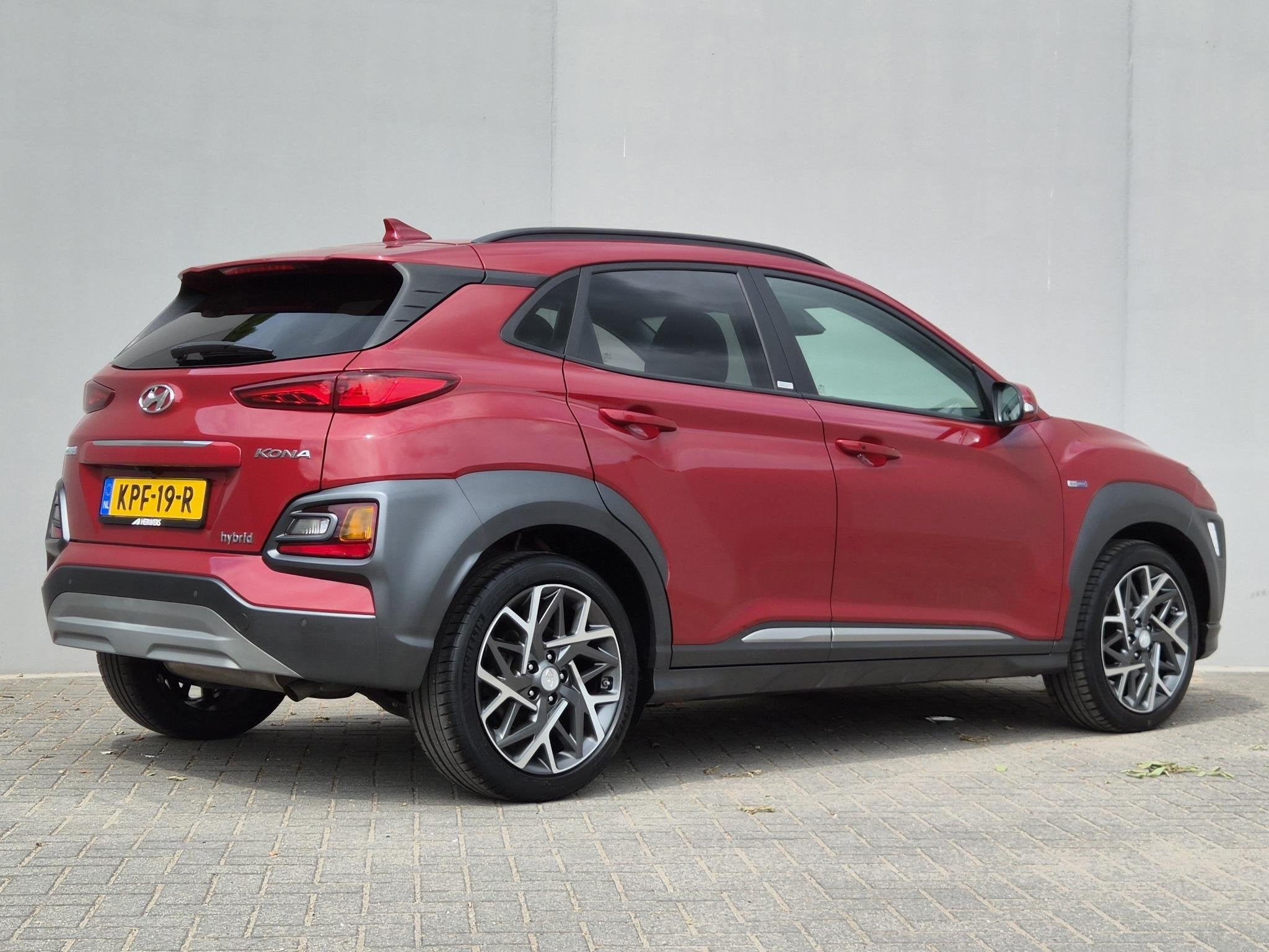 Hyundai Kona 1.6 GDI HEV Premium / Dealer onderhouden / Head, Dealer onderhouden, Gebruikt, Euro 6, 2 kWh