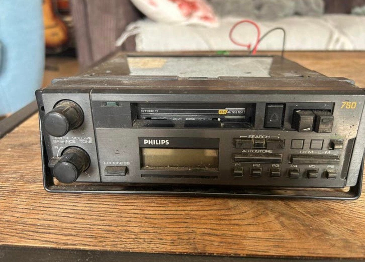 Philips 750 oldtimer autoradio jaren 80, Ophalen of Verzenden, Gebruikt