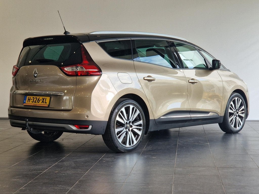 Renault Grand Scénic 1.3 TCe Initiale Paris 7p. | Trekhaak, 7 stoelen, Bedrijf, Geïmporteerd, 84 €/maand