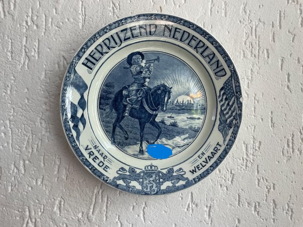 Herrijzend Nederland WOII -wandbord Delfts Blue - SociétéC ., Antiek en Kunst, Ophalen of Verzenden