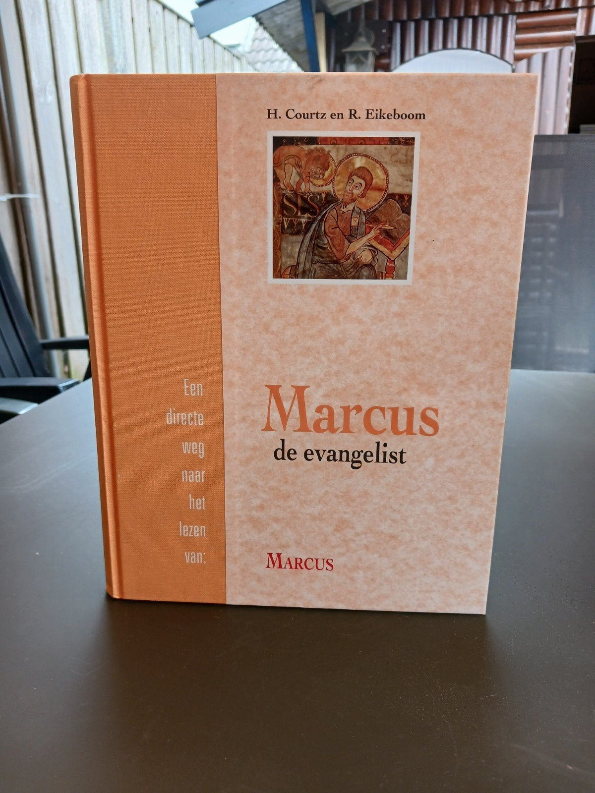 Marcus de evangelist - Boek met CD - H. Courtz & R. Eikeboom, Ophalen of Verzenden, Zo goed als nieuw, H. Courtz en R. Eikeboom