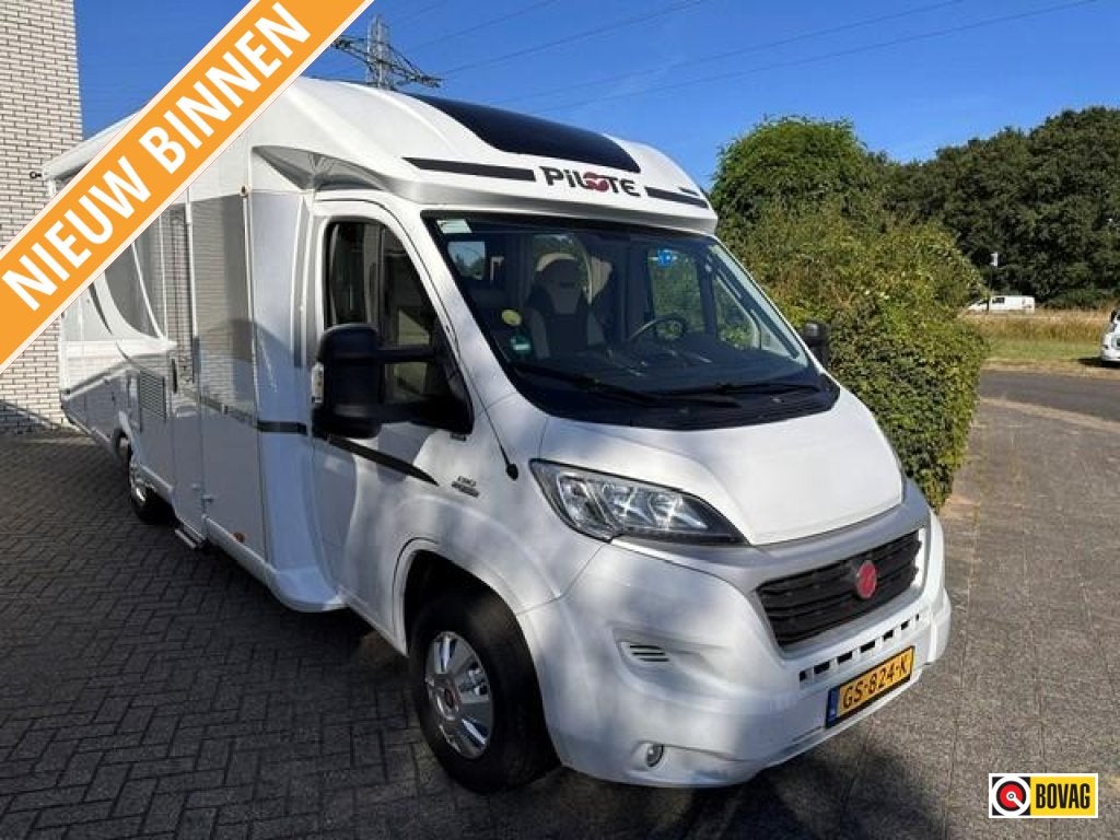 Pilote P740 2015 APARTE BEDDEN Euro 5 Zeer netjes!, Standaard zit, Ringverwarming, Koelkast, Fiat