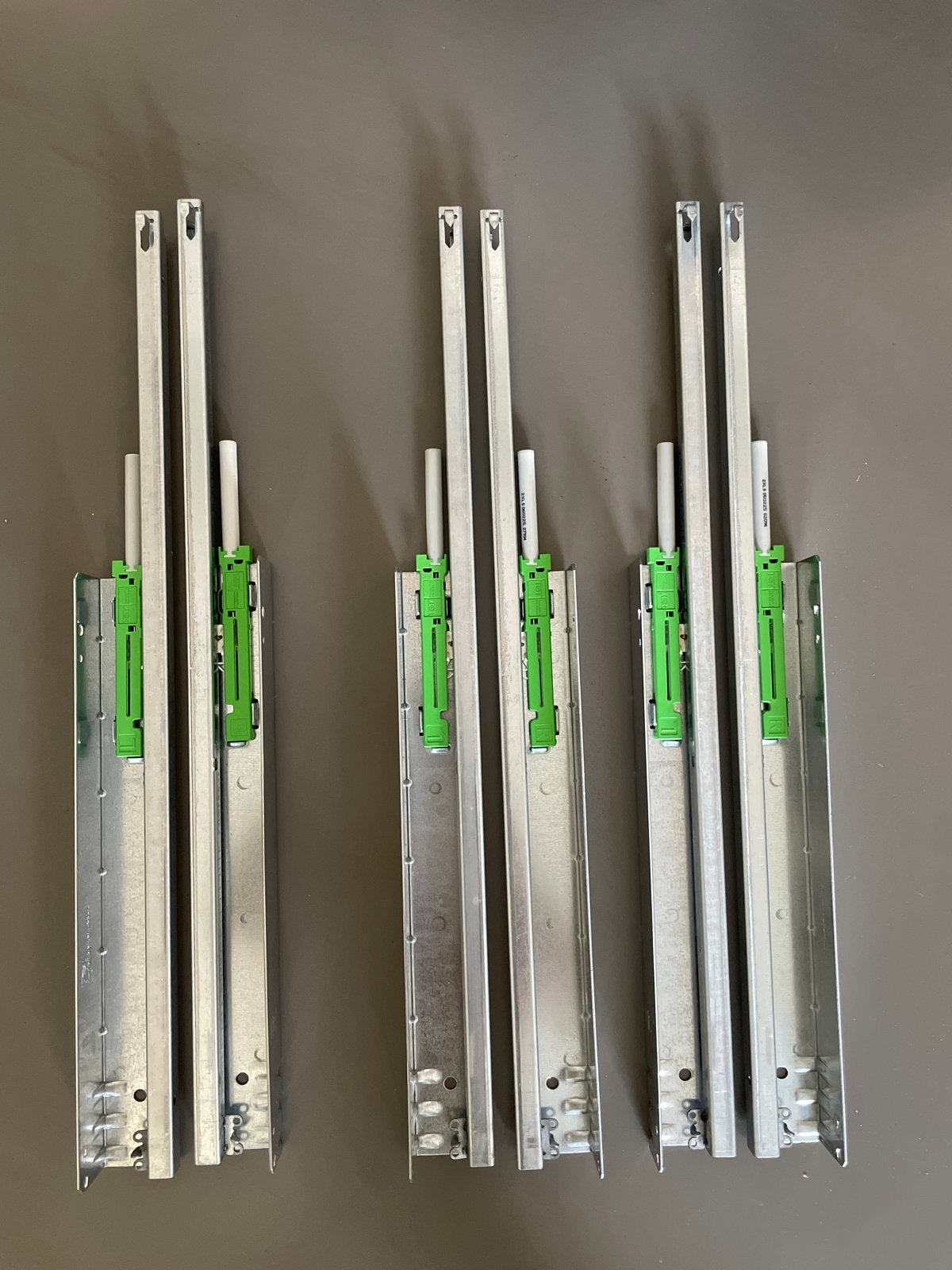 IKEA ladegeleiders voor PAX kast, 55 cm, 3 sets, nieuw, Huis en Inrichting, Kasten | Kledingkasten, Nieuw, Minder dan 100 cm, Metaal