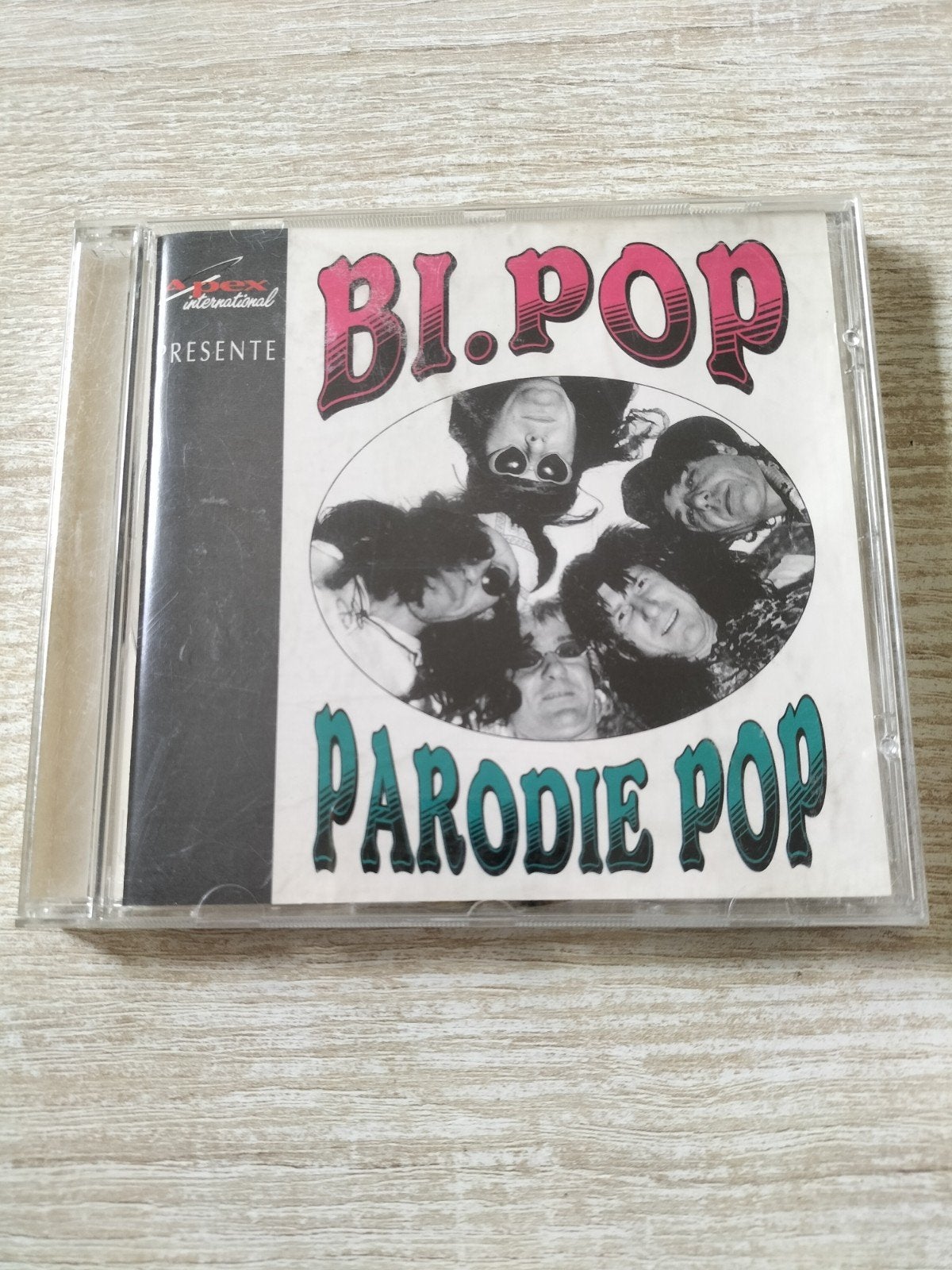 Bi.pop - parodie pop, Ophalen of Verzenden