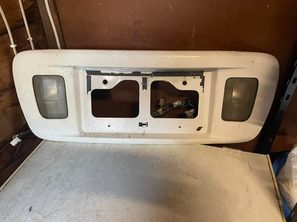 Te koop: toyota starlet glanza kentekenplaathouder, Auto-onderdelen, Carrosserie en Plaatwerk, Ophalen of Verzenden, Voor, Toyota