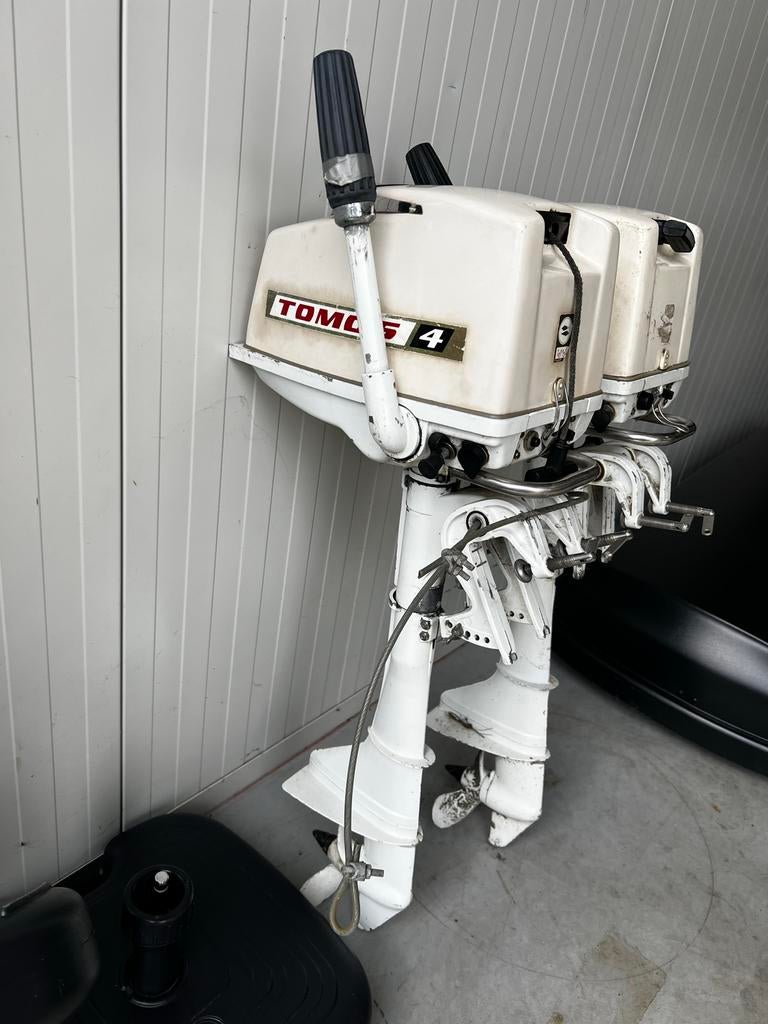 2 x Tomos 4 pk 2 takt buitenboordmotor, Ophalen, Zo goed als nieuw, Motor en Techniek, Zeilboot of Motorboot