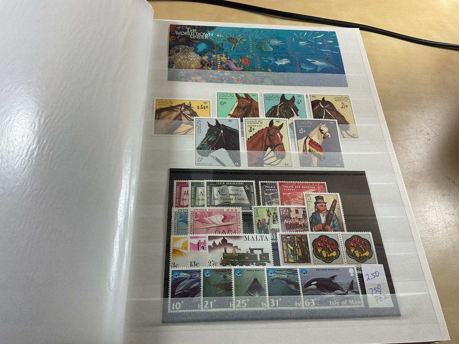 Stockboek diverse landen postfris, Postzegels en Munten, Postzegels | Volle albums en Verzamelingen, Ophalen of Verzenden, Buitenland