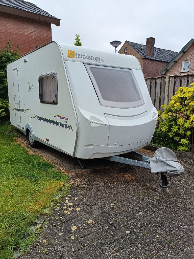 Sterckeman nova star 420 cp, Caravans en Kamperen, Standaardzit, Sterckeman, 750 - 1000 kg, Particulier