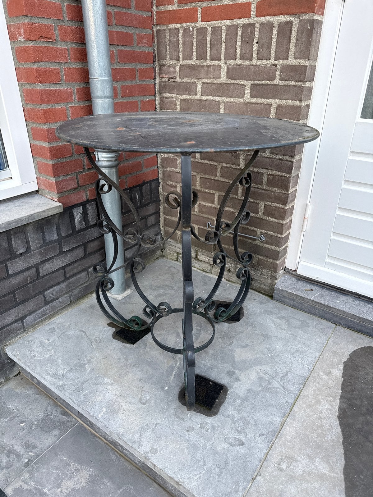 Vintage smeedijzeren bistrotafel - Rond, Ophalen, Gebruikt, Rond, Metaal