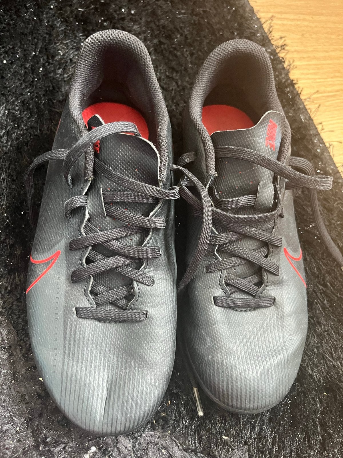 Nike Mercurial Voetbalschoenen - Zwart/Rood, Sport en Fitness, Voetbal, Maat XS of kleiner, Ophalen, Gebruikt, Schoenen