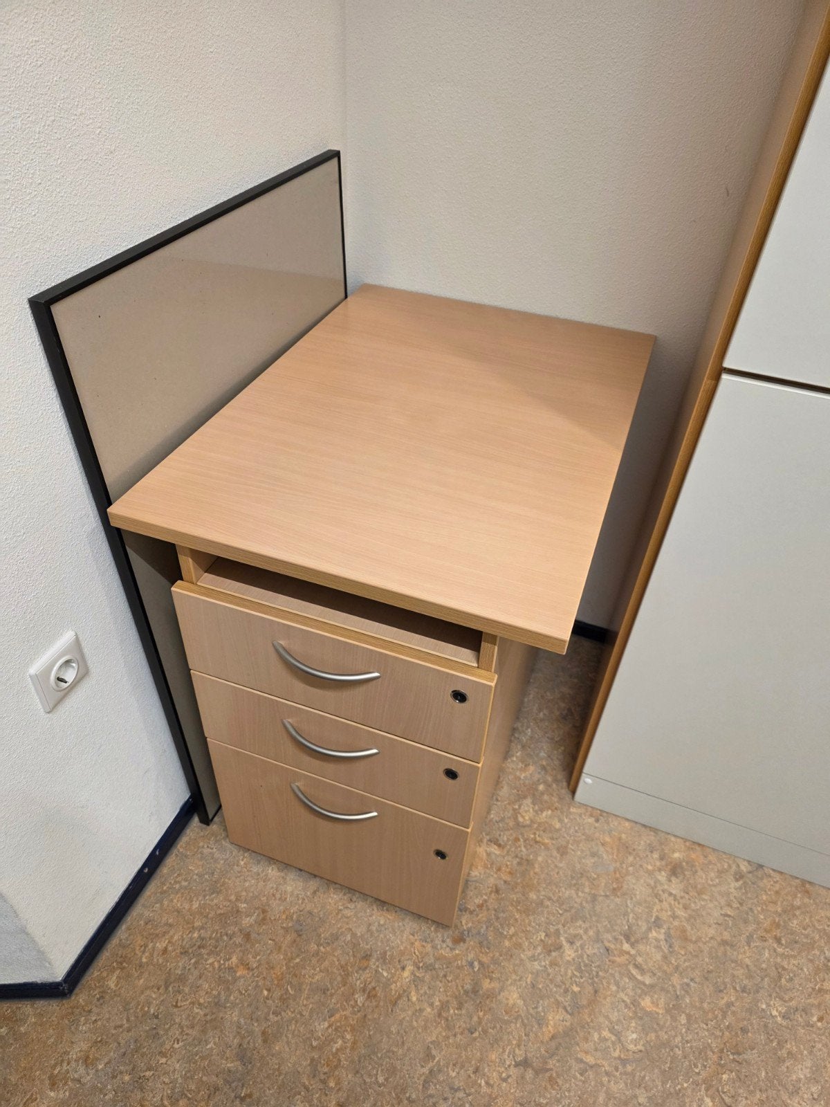 Ladeblok, Ophalen, Minder dan 50 cm, Gebruikt, 3 of 4 laden