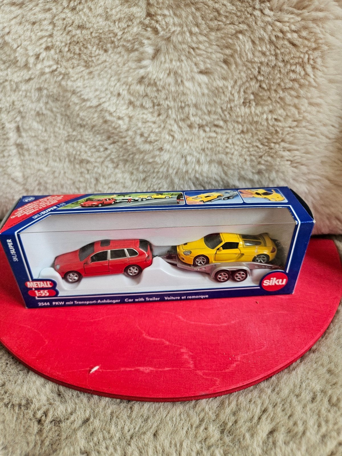 Siku Super 1:55 Porsche Cayenne met trailer en sportwagen, Ophalen of Verzenden, Nieuw