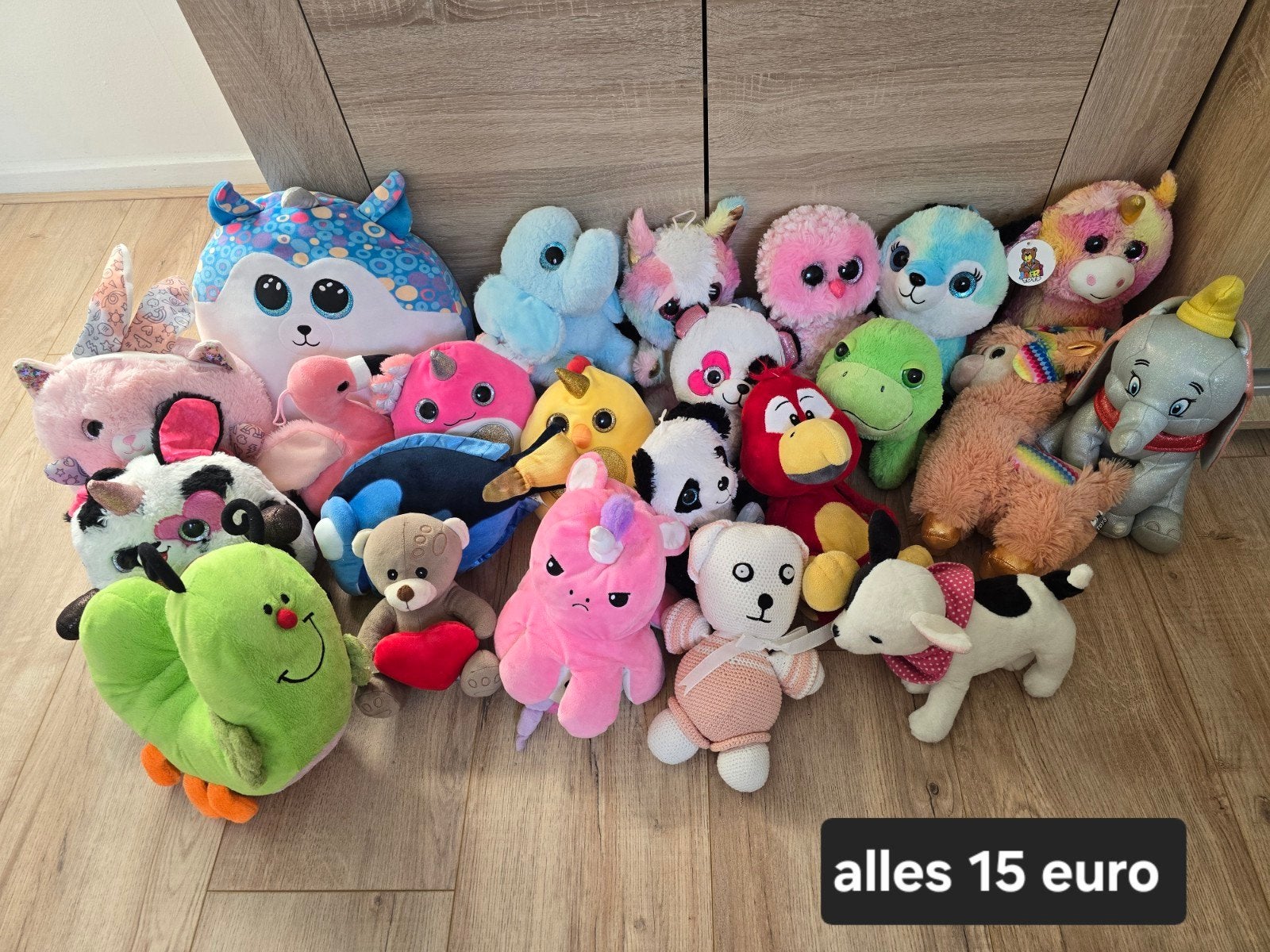groot pakket met 23 verschillende knuffels, Overige merken, Overige karakters, Overige typen, Ophalen of Verzenden