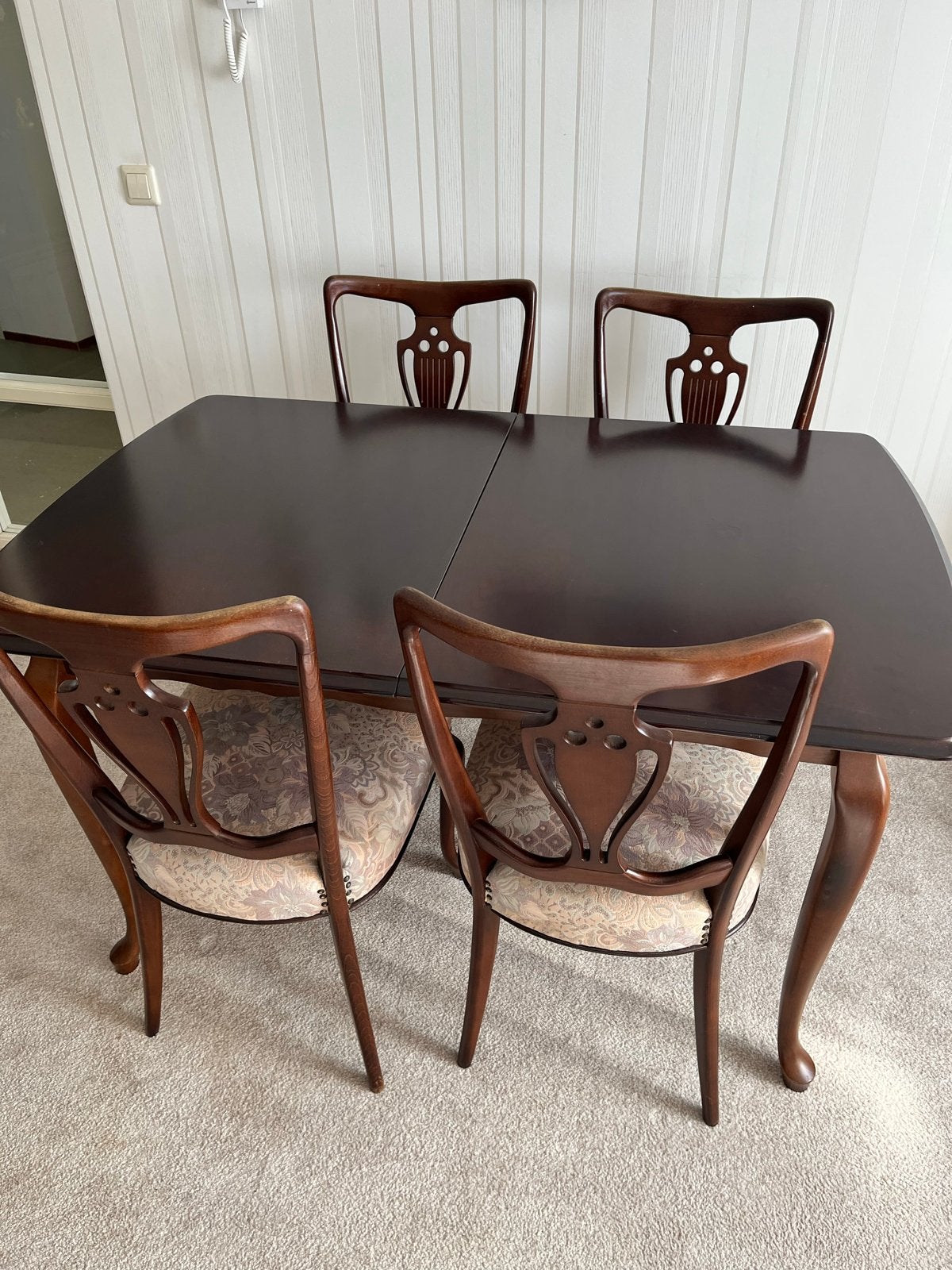 Uitschuifbare eettafel met 4 stoelen, Antiek en Kunst, Ophalen