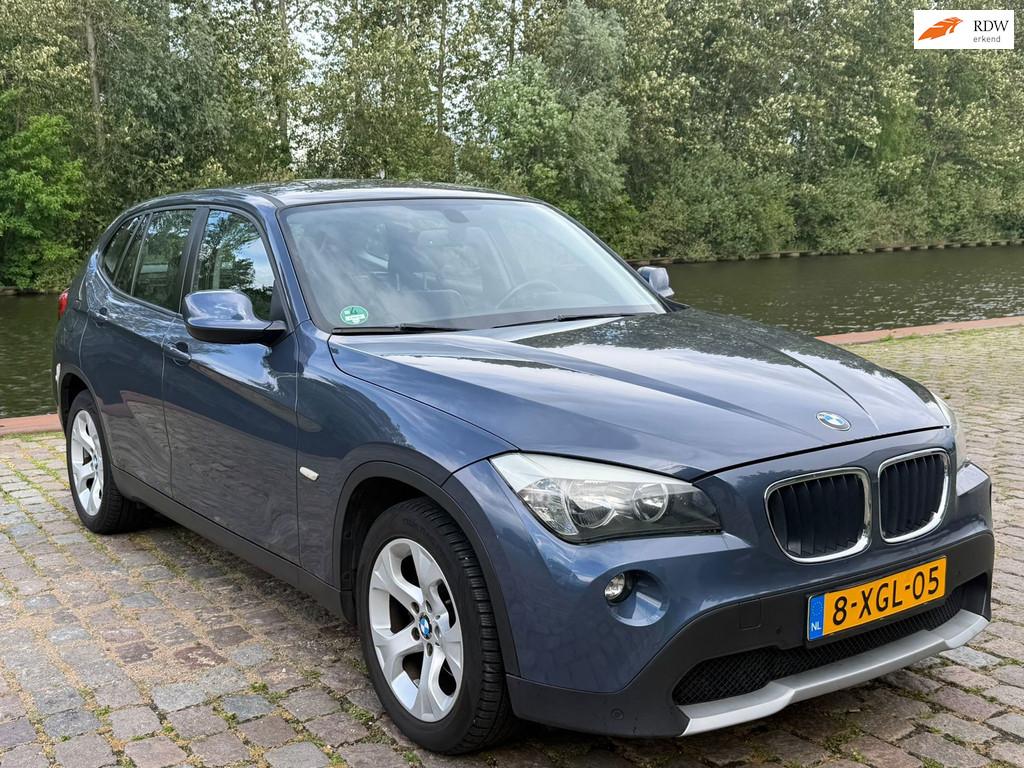 BMW X1 SDrive18i Executive Automaat panorama dak leerbekeled, Auto's, BMW, Bedrijf, Te koop, X1, ABS, Airbags, Airconditioning