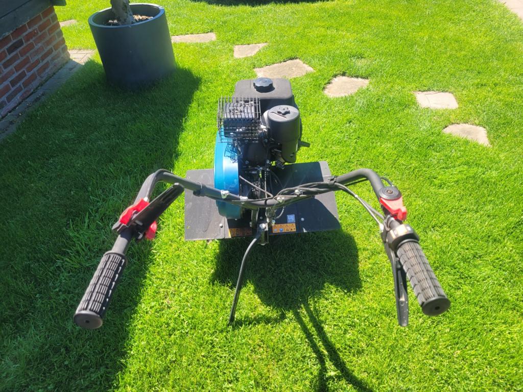 HBM 6.5 PK Grondfrees met 196cc Benzinemotor, Ophalen, Gebruikt