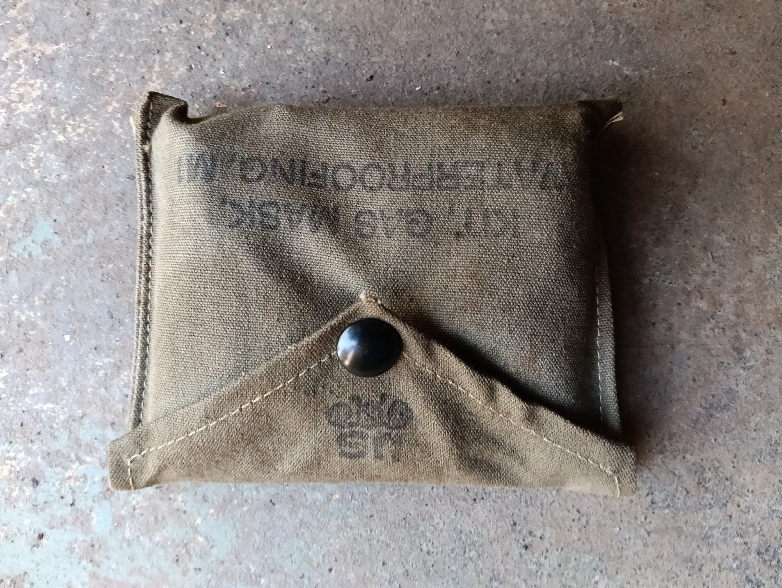 WW2 Original US M1 Gasmasker Waterdichte Kit Zakje, Ophalen of Verzenden, Landmacht, Amerika, Overige typen