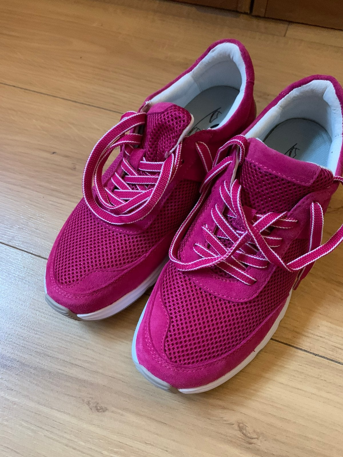 Prachtige GABOR rollingsoft sneakers 39   Nieuw!, Nieuw, Ophalen of Verzenden, Sneakers of Gympen, Roze